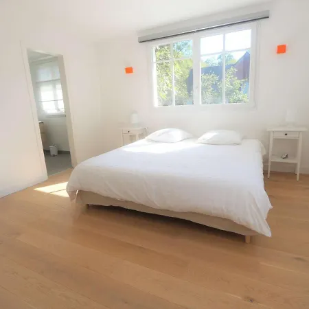 Vakantiehuis Grande Maison Renovee 3* A Benodet, Jardin Clos, Salle De Jeux, Parking, Wifi, Terrasse, 4 - Fr-1-481-112